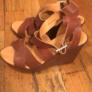 Korks Brown Leather wedges